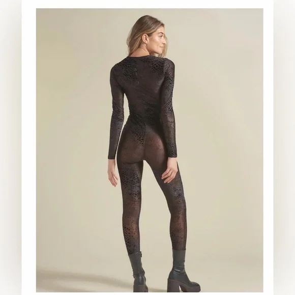 NWOT Spirithoods Black Snakeskin Burnout Velvet Full Bodysuit - Picture 2 of 6